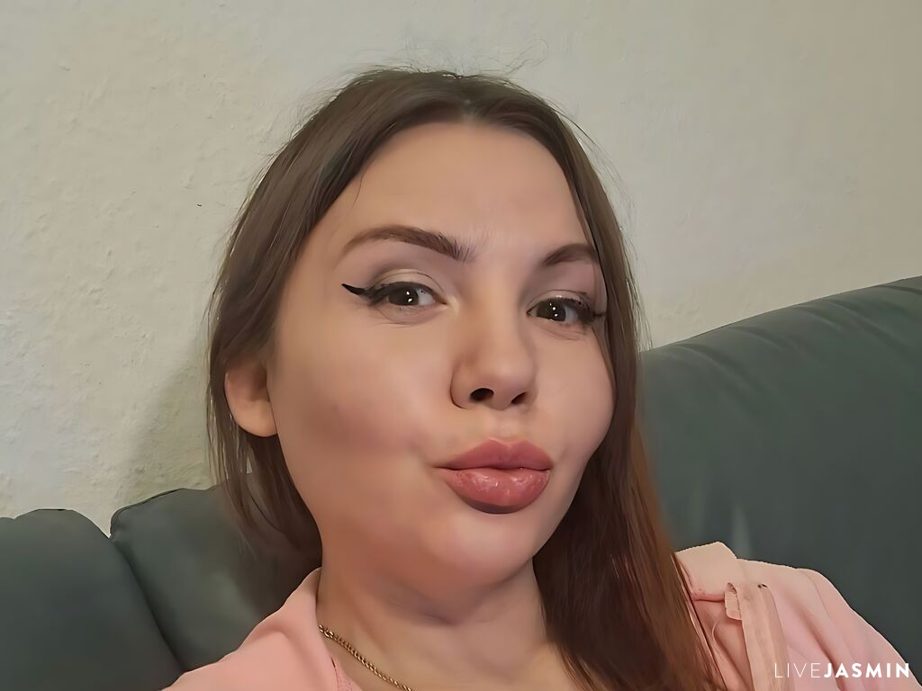 Live cam model ViolettaBasysta