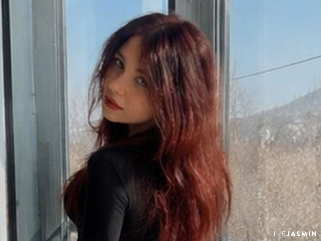 Live cam model VioletteIguina