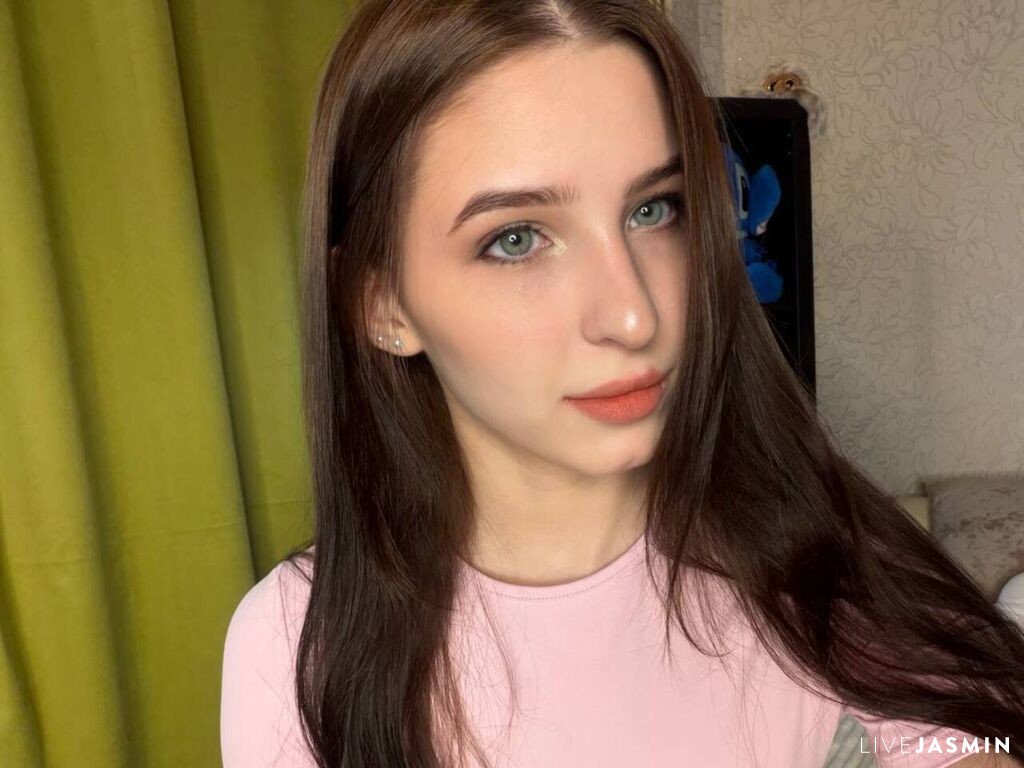 Live cam model WanitaCruson