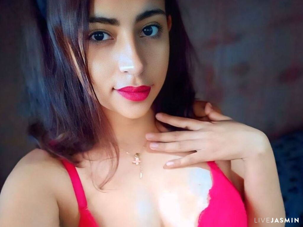 Live cam model YessicaOrtiz
