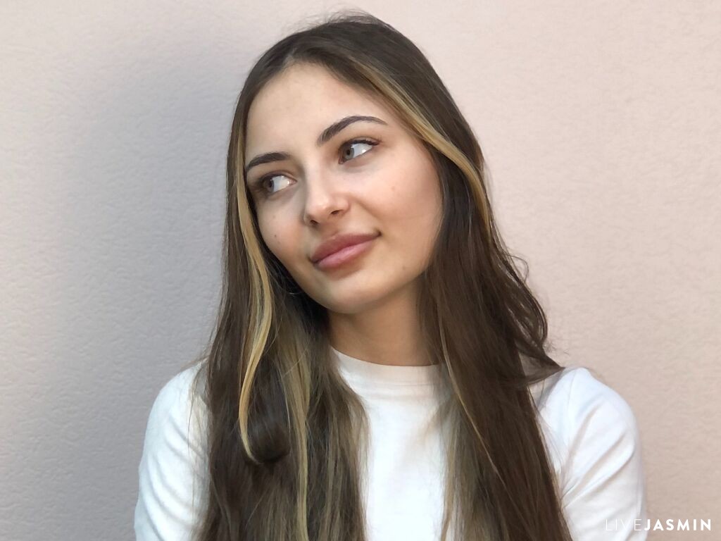 Live cam model ZanaBaerman