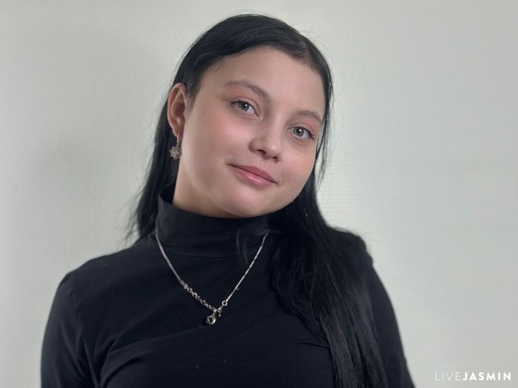 Live cam model ZarsaMaybelone