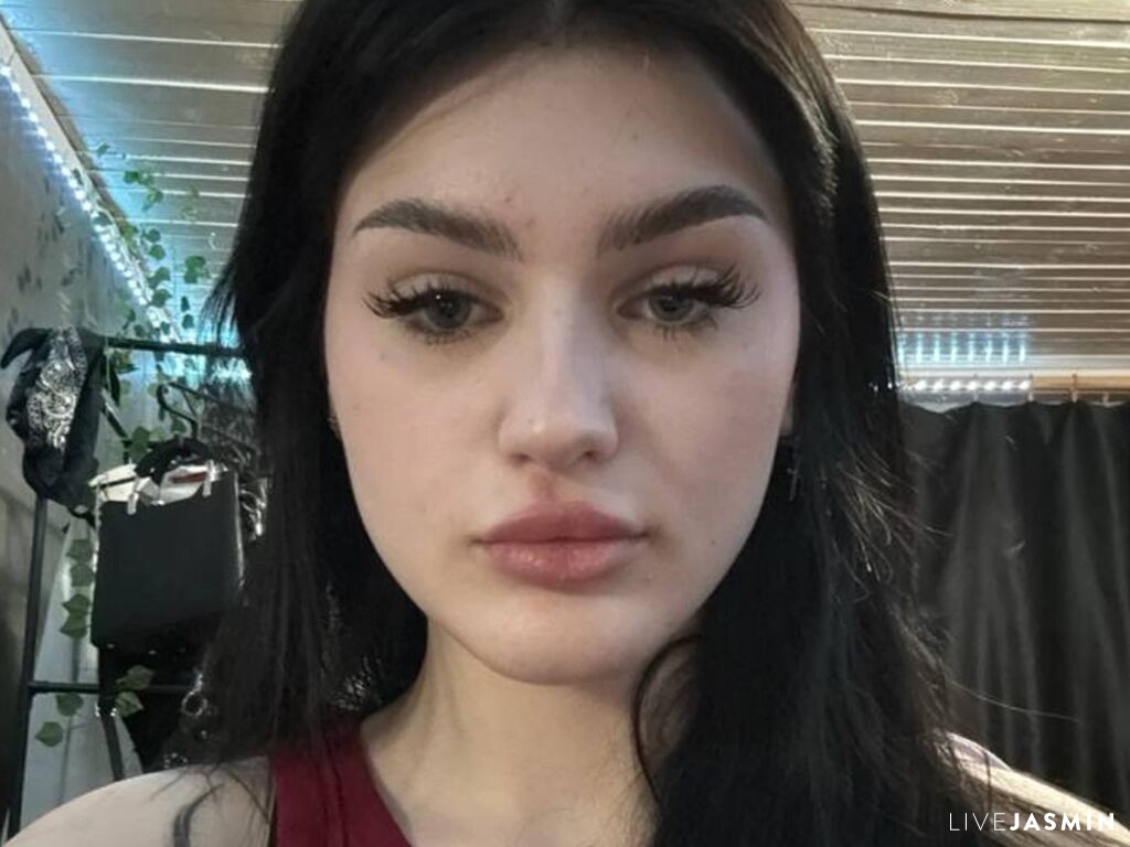 Live cam model ZonaLavender